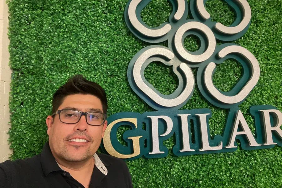En la inauguración de Grupo Pilar